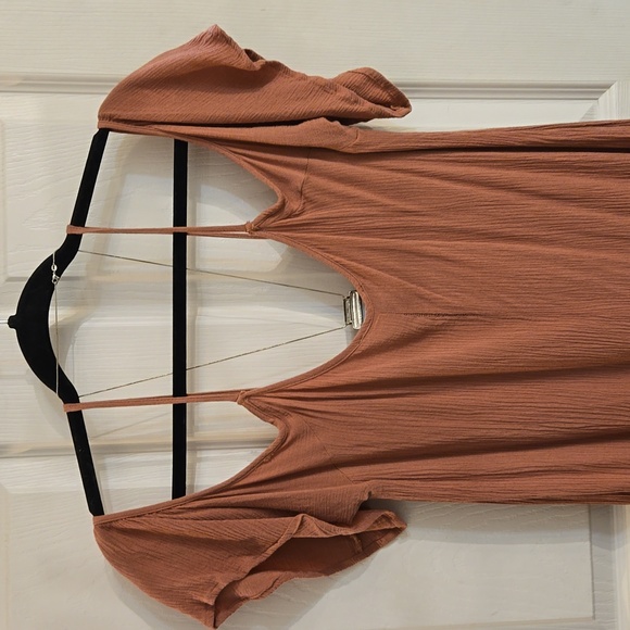 Forever 21 blouse,cold shoulder, summer,beach,dusty rose,flowy - Picture 6 of 10